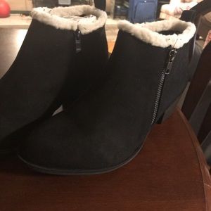 Cute Fur Trimmed Booties